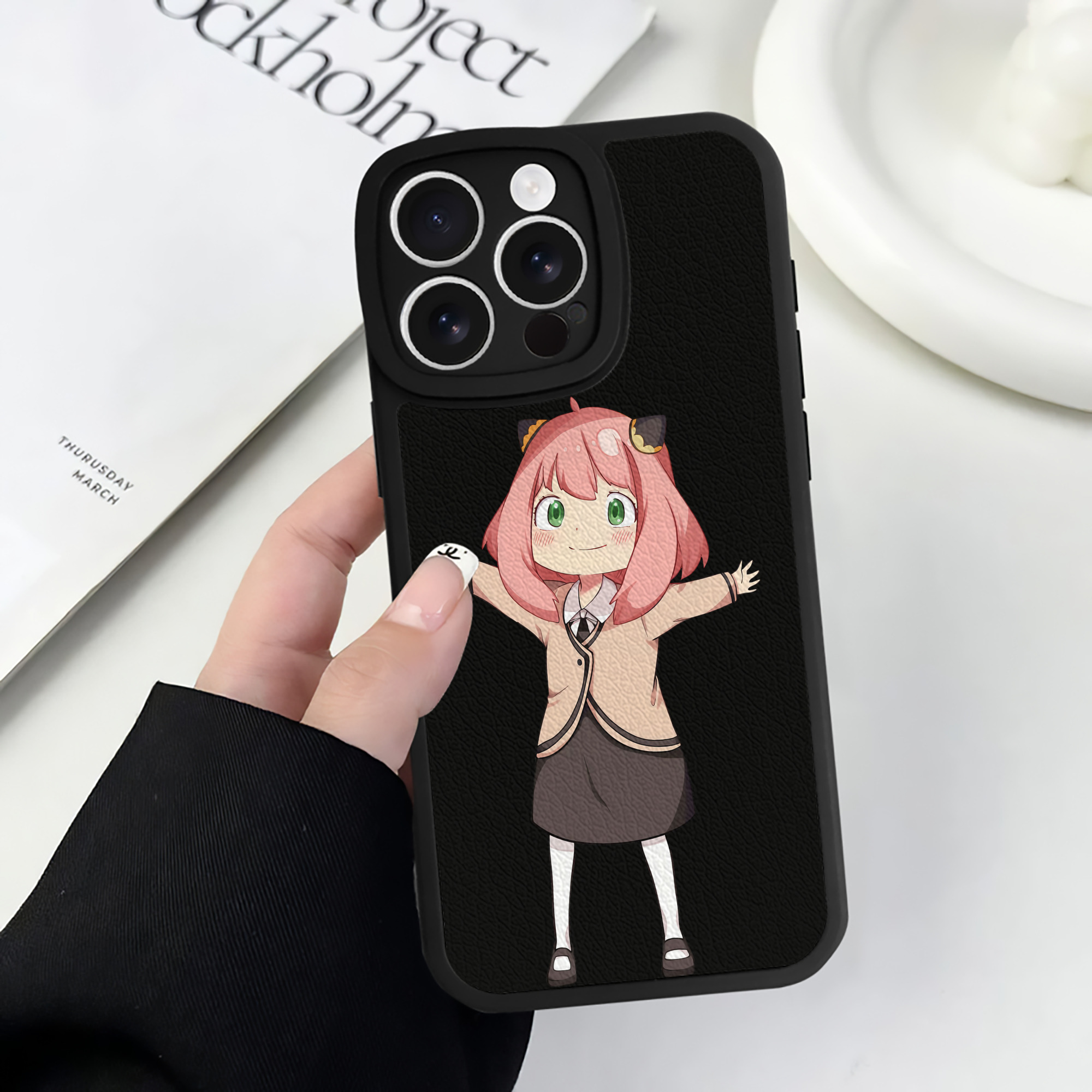 （画像用） SPY×FAMILY间谍家家酒 【iPhone 16シリーズ対応】シリコンスマホケース（レザー調） 材質：シリコン